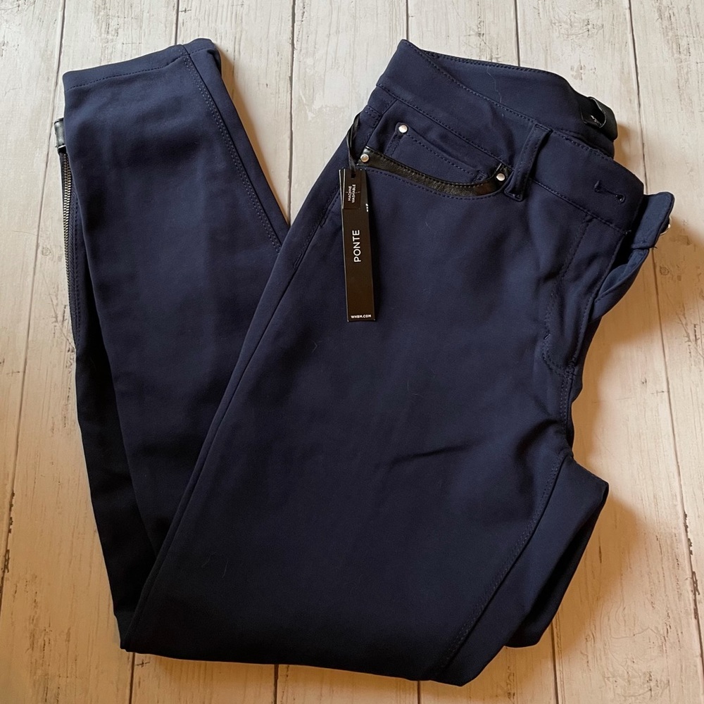 White House Black Market Navy Ponte Skimmer Pants